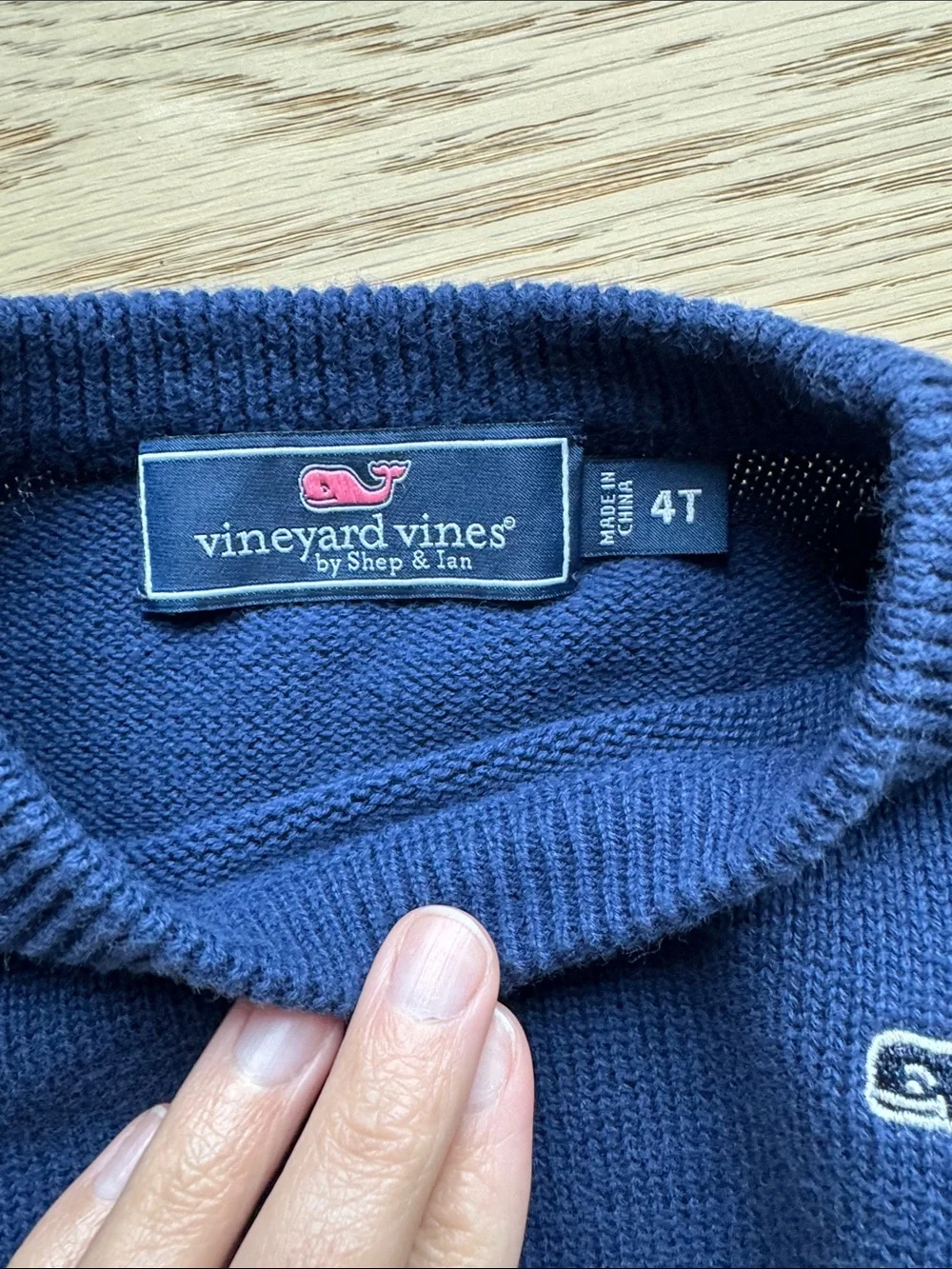 Vineyard Vines Sweater Boys 4T Navy Embroidered Whale Logo